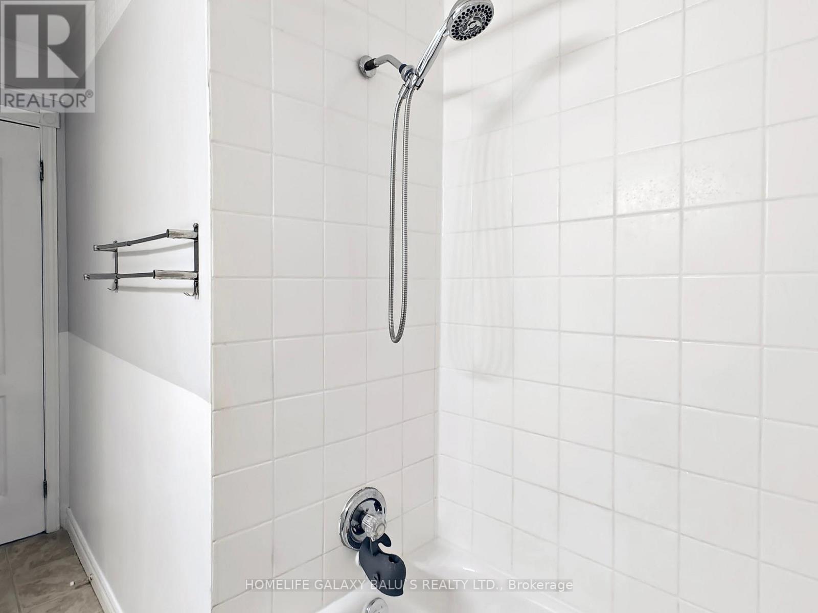 65 - 830 Stainton Drive, Mississauga, Ontario  L5C 2Z3 - Photo 31 - W12501426