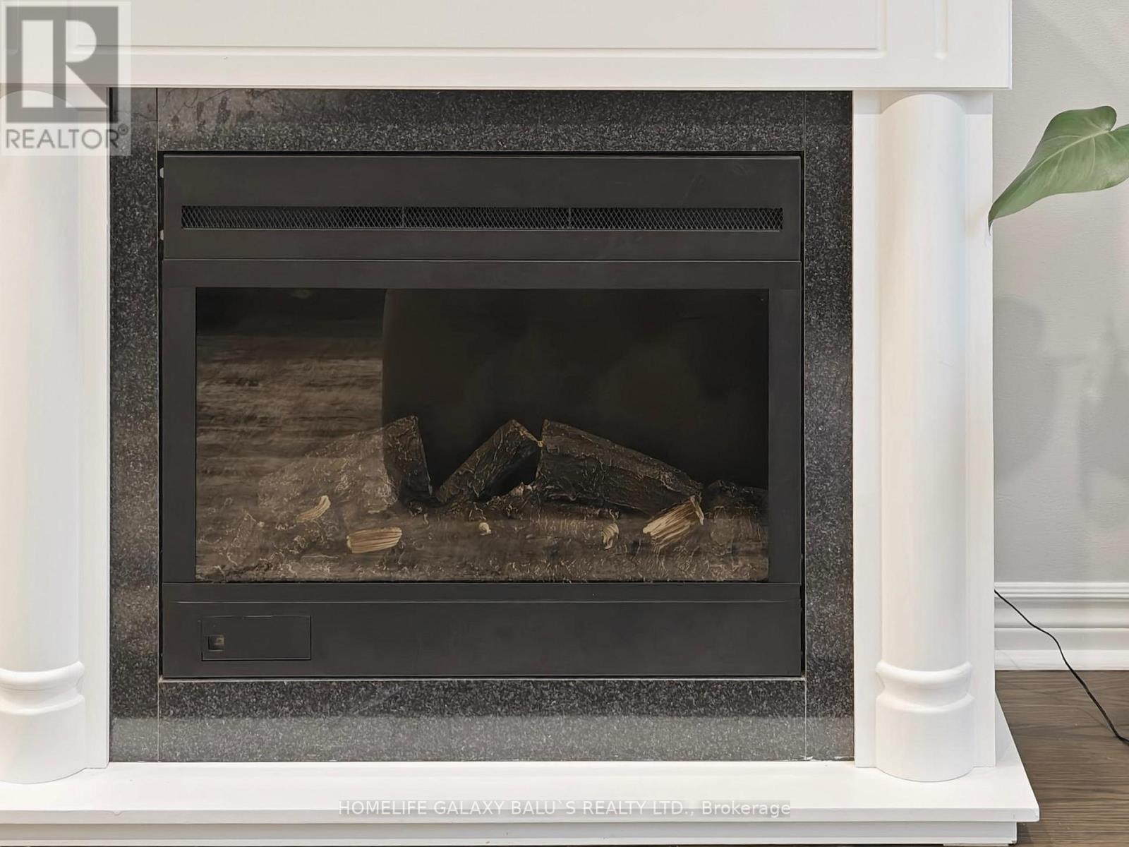 65 - 830 Stainton Drive, Mississauga, Ontario  L5C 2Z3 - Photo 6 - W12501426