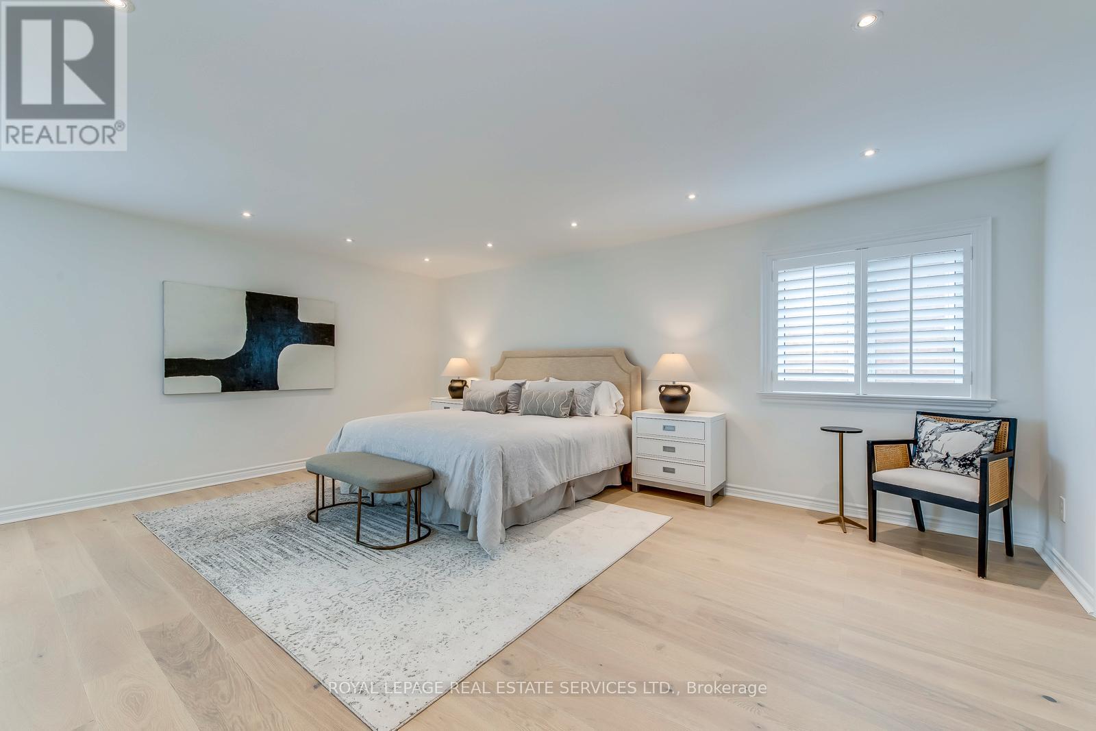 1387 Bayshire Drive, Oakville, Ontario  L6H 6E7 - Photo 28 - W12507020