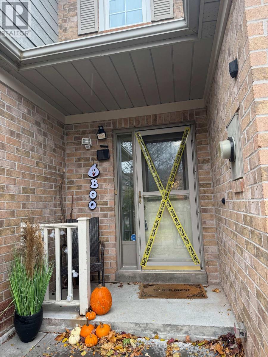 1133 Westview Terrace, Oakville, Ontario  L6M 3M1 - Photo 2 - W12507042