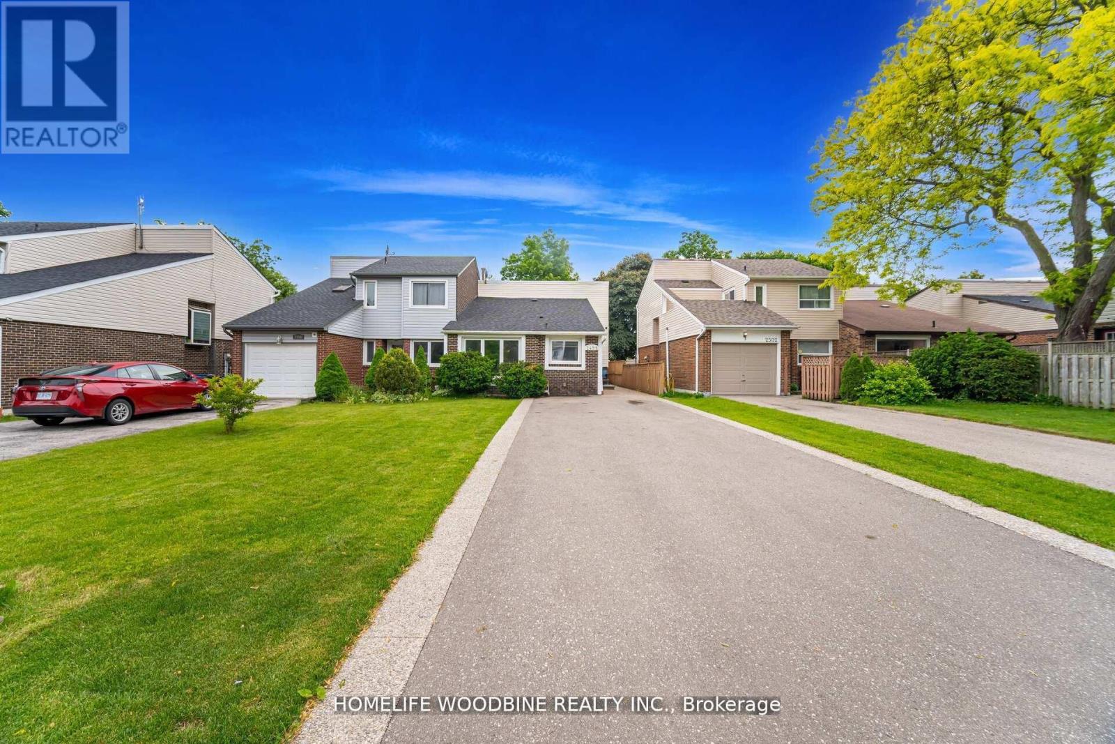 2498 MAINROYAL STREET, Mississauga, Ontario