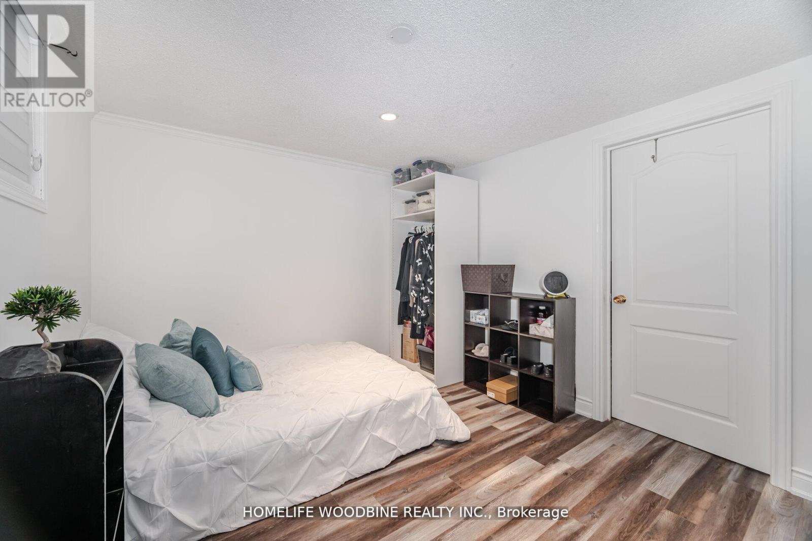 2498 Mainroyal Street, Mississauga, Ontario  L5L 1C9 - Photo 25 - W12507054