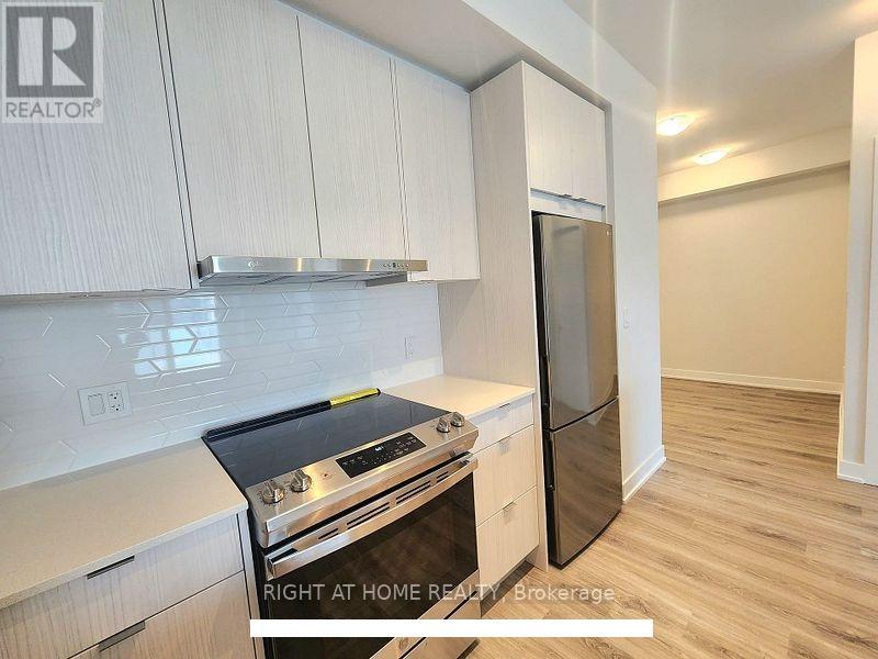 1302 - 4130 Parkside Village Drive, Mississauga, Ontario  L5B 3M8 - Photo 13 - W12507086