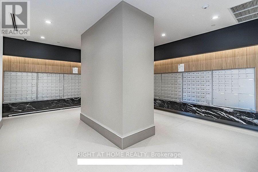 1302 - 4130 Parkside Village Drive, Mississauga, Ontario  L5B 3M8 - Photo 5 - W12507086