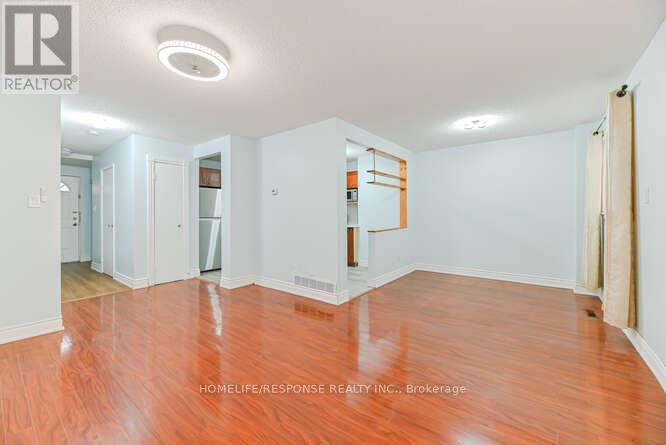 14 - 215 Mississauga Valley Boulevard, Mississauga, Ontario  L5A 1Y7 - Photo 5 - W12507098