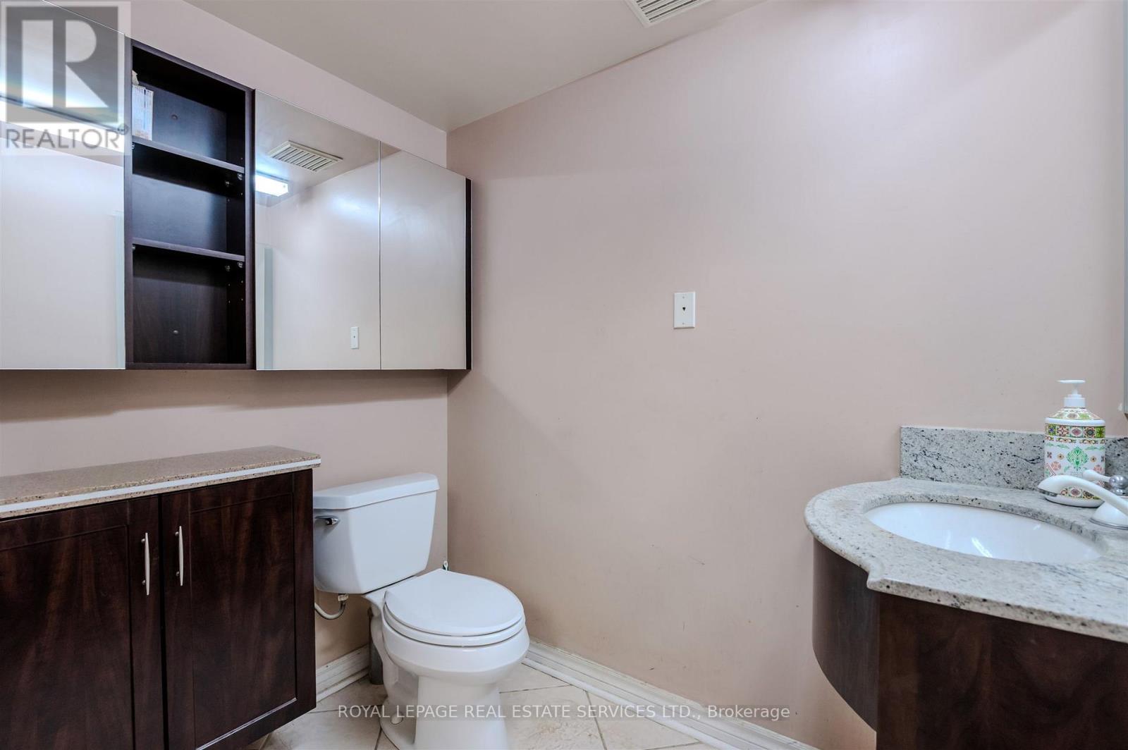 8, 9 - 21 Signal Hill Avenue, Toronto, Ontario  M9W 6V8 - Photo 9 - W12507160