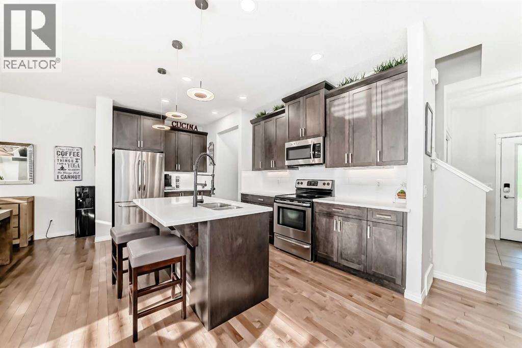 114 Walgrove Green Se, Calgary, Alberta  T2X 2H9 - Photo 5 - A2251204