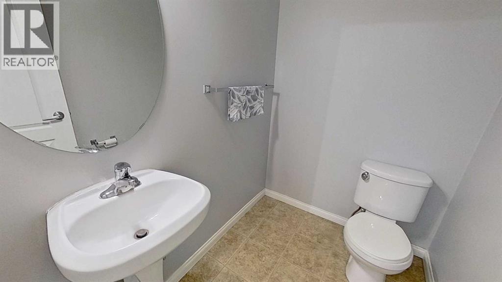 728 Carriage Lane Drive, Carstairs, Alberta  T0M 0N0 - Photo 5 - A2267221