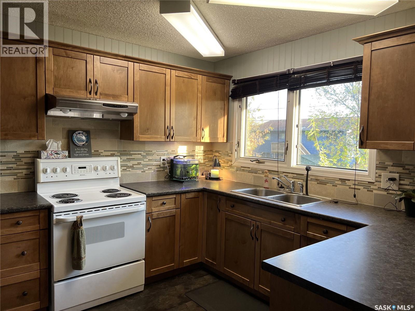 508 Cochin Avenue, Meadow Lake, Saskatchewan  S9X 1B9 - Photo 6 - SK022362