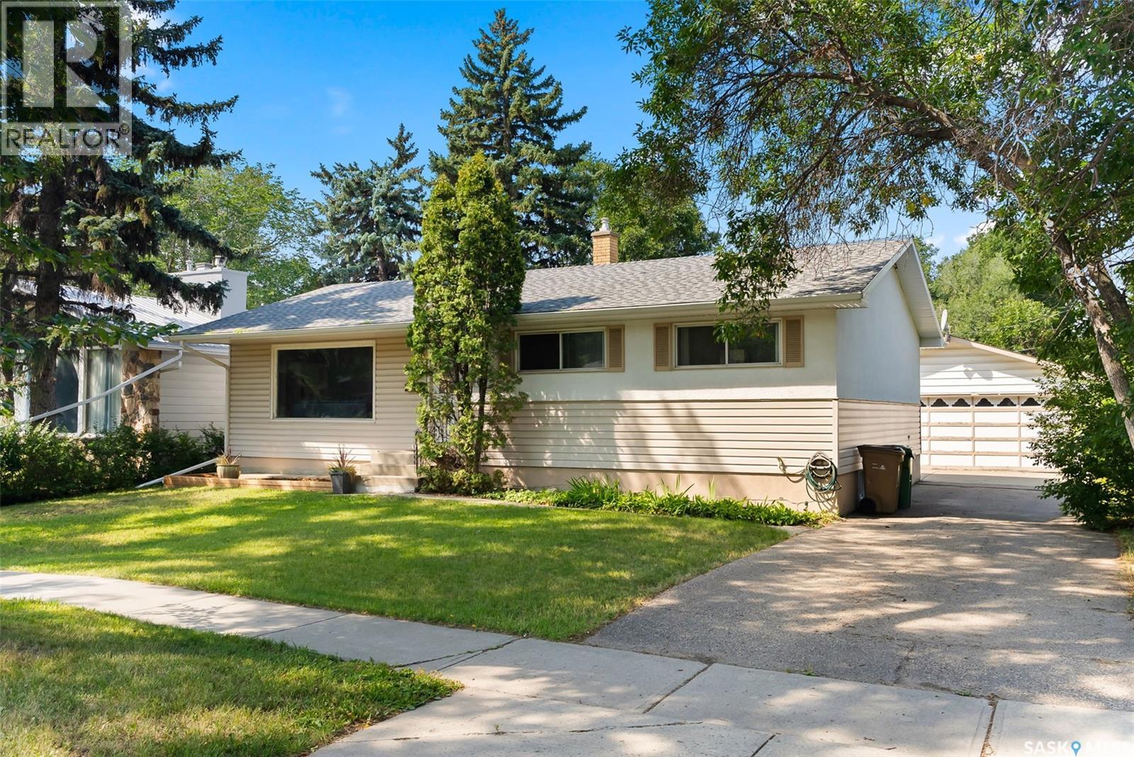 12 Massey ROAD, Regina, Saskatchewan