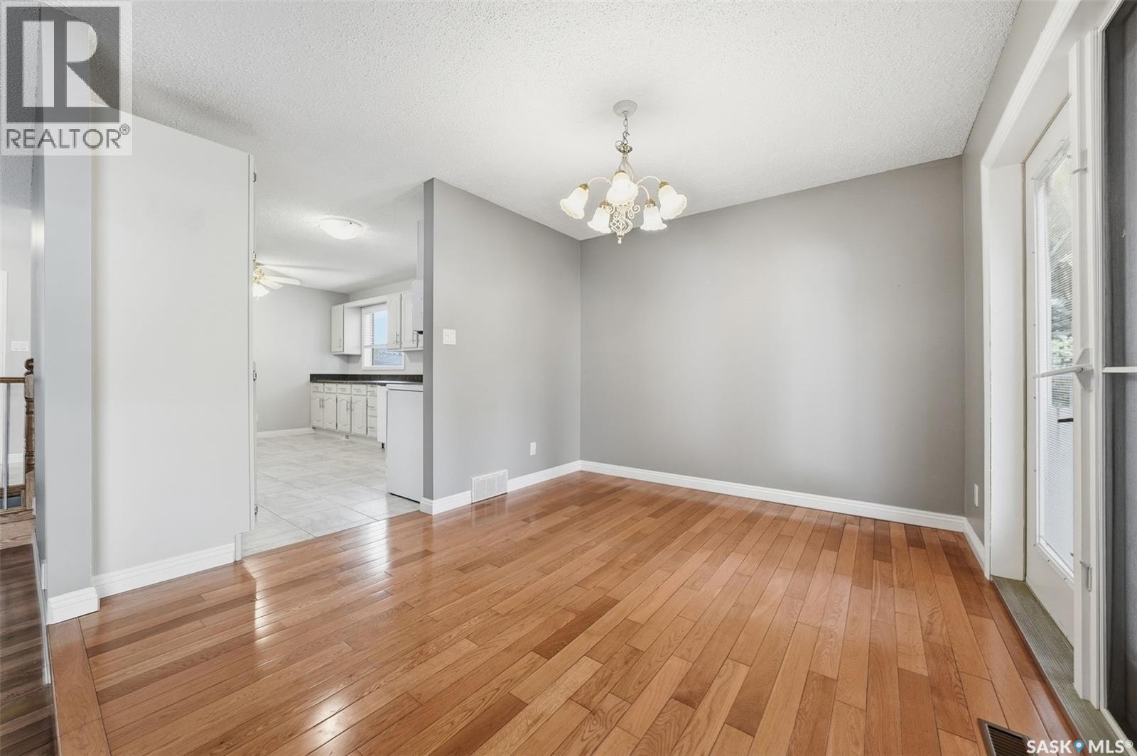 6 Roborecki Terrace, Saskatoon, Saskatchewan  S7K 5L3 - Photo 8 - SK022342