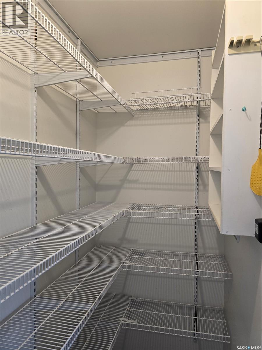 202 304 3rd Avenue, Watrous, Saskatchewan  S0K 4T0 - Photo 25 - SK022295