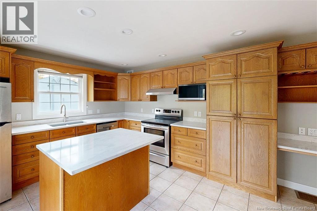 65 Aquarius Street, Fredericton, New Brunswick  E3B 8P5 - Photo 10 - NB129521