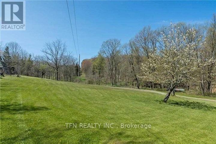 2740 Front Road, Norfolk, Ontario  N0E 1W0 - Photo 15 - X12506974