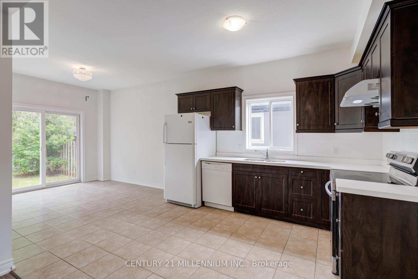 Upper - 38 Kent Street, St. Catharines, Ontario  L2S 1H2 - Photo 11 - X12506982