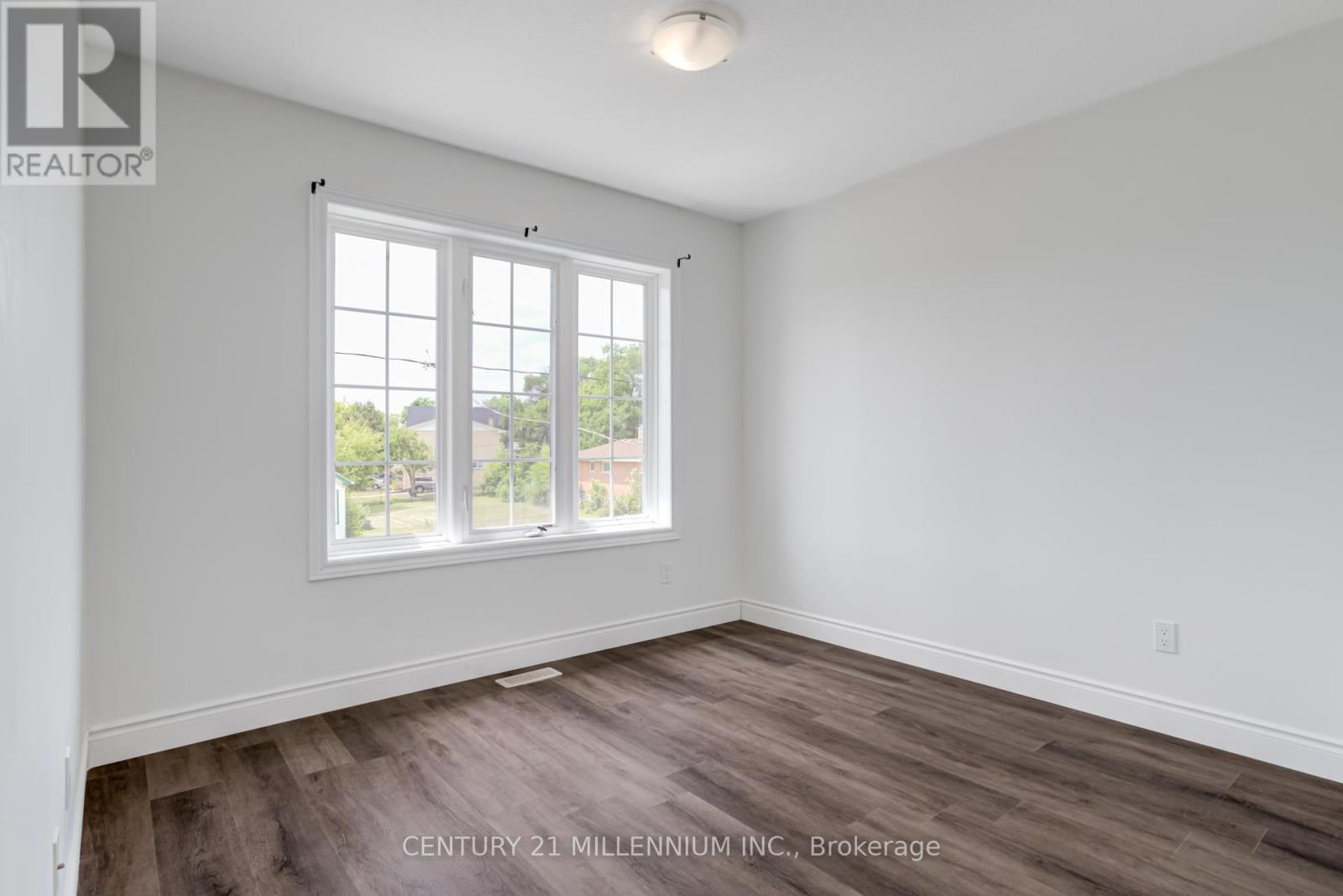 Upper - 38 Kent Street, St. Catharines, Ontario  L2S 1H2 - Photo 29 - X12506982