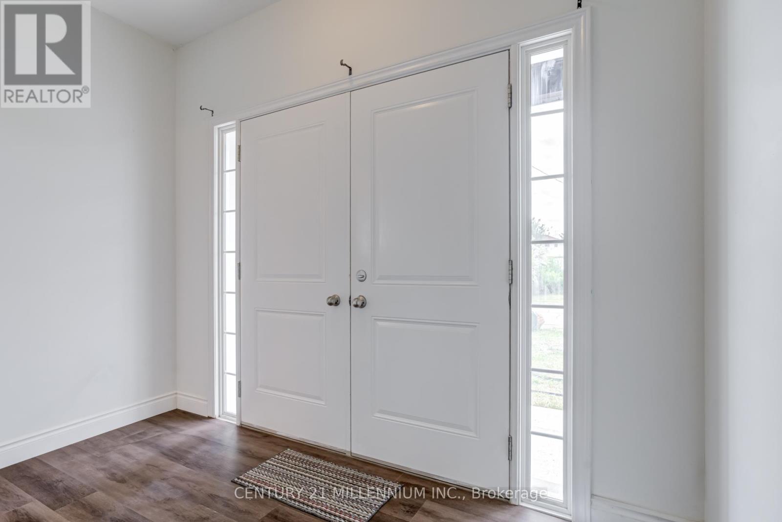 Upper - 38 Kent Street, St. Catharines, Ontario  L2S 1H2 - Photo 4 - X12506982