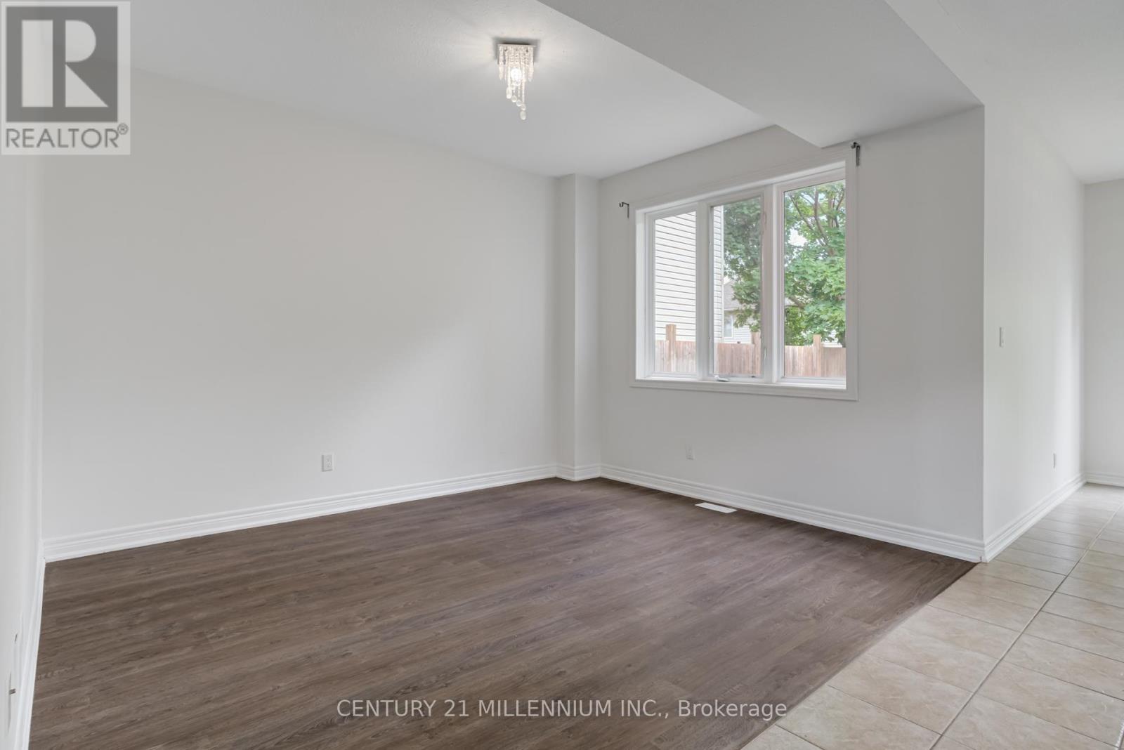 Upper - 38 Kent Street, St. Catharines, Ontario  L2S 1H2 - Photo 7 - X12506982