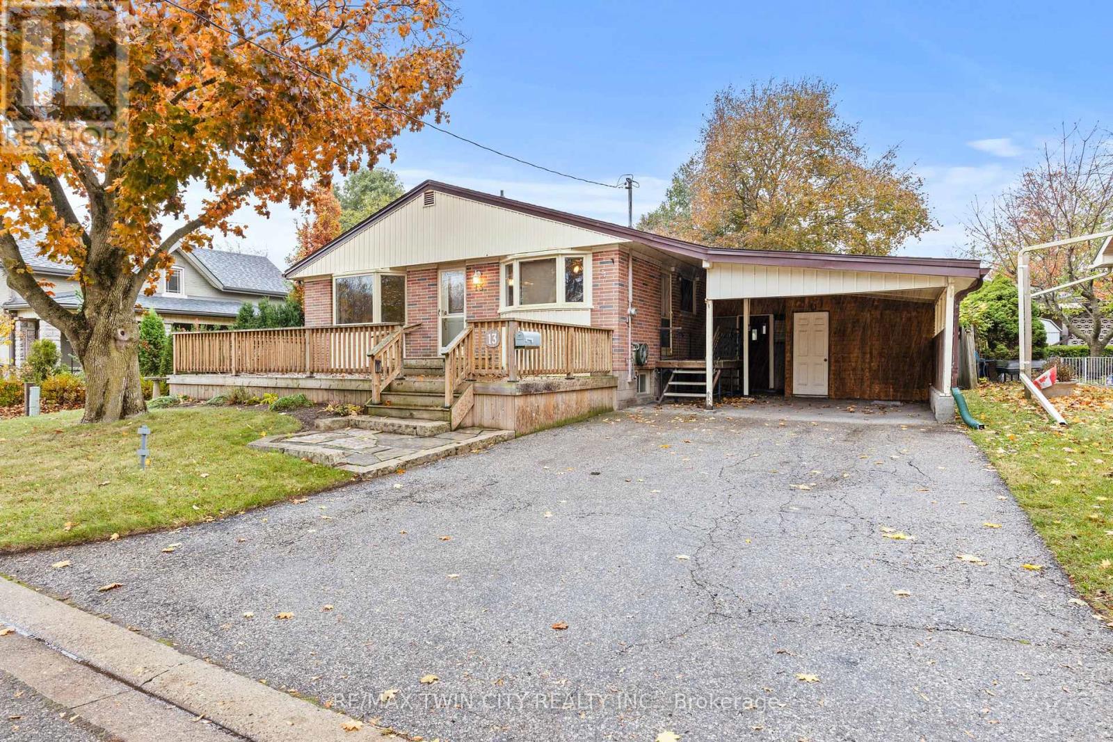 13 Spencer Street, Brant, Ontario  N3L 1W3 - Photo 2 - X12506986