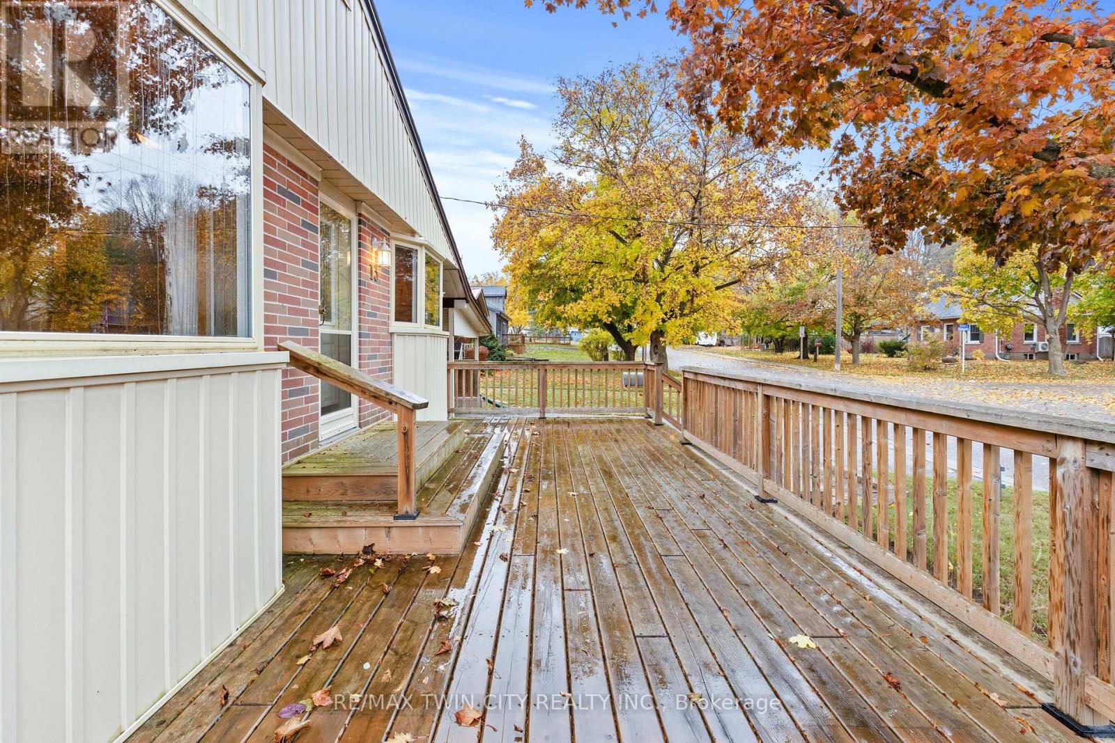 13 Spencer Street, Brant, Ontario  N3L 1W3 - Photo 6 - X12506986