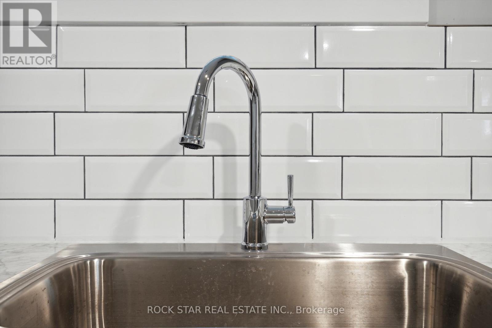 Lower - 13 Derby Lane, St. Catharines, Ontario  L2P 3R1 - Photo 10 - X12507018