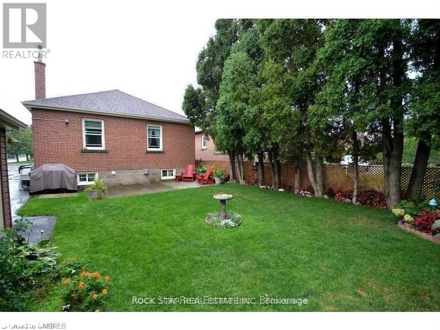 Upper - 889 Fennell Avenue E, Hamilton, Ontario  L8V 1W5 - Photo 12 - X12507044