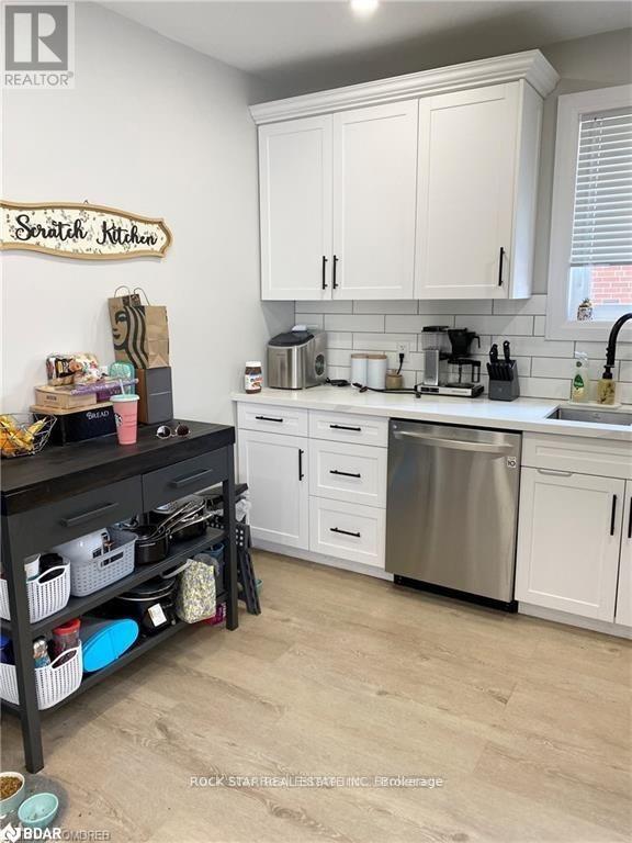 Upper - 889 Fennell Avenue E, Hamilton, Ontario  L8V 1W5 - Photo 4 - X12507044