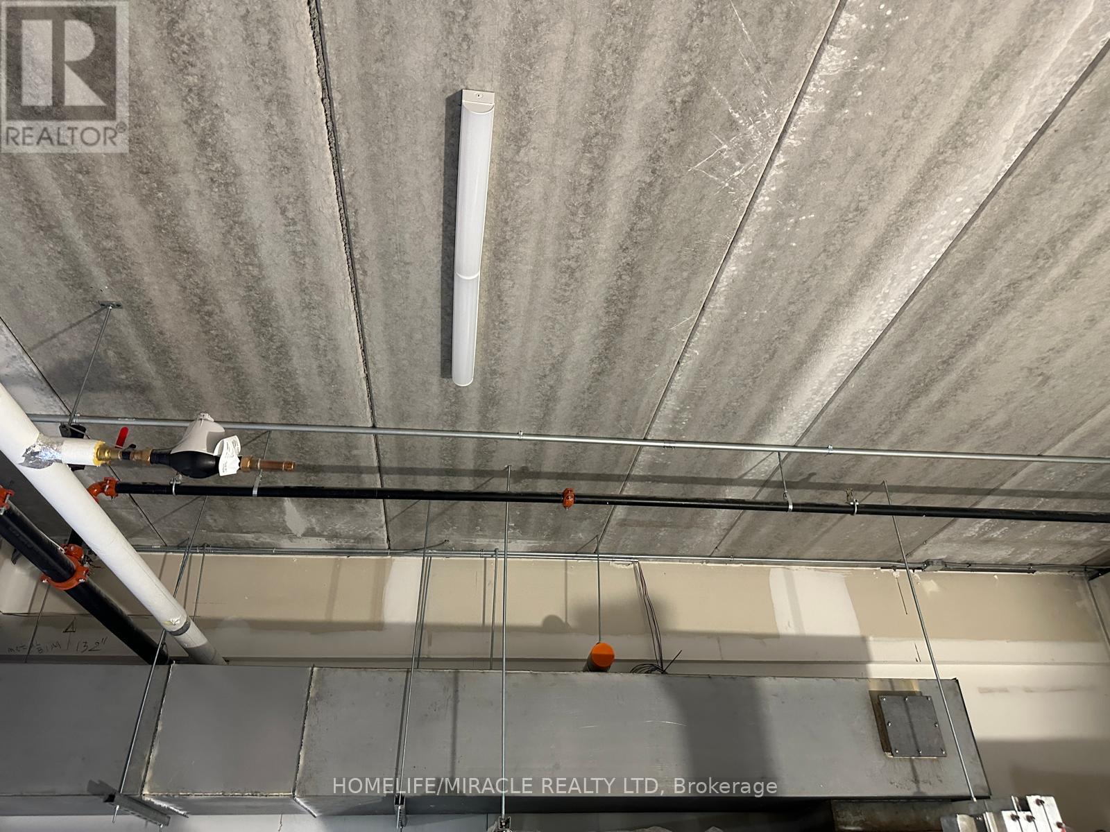 202 - 1038 Garner Road W, Hamilton, Ontario  L9G 0J2 - Photo 12 - X12507076