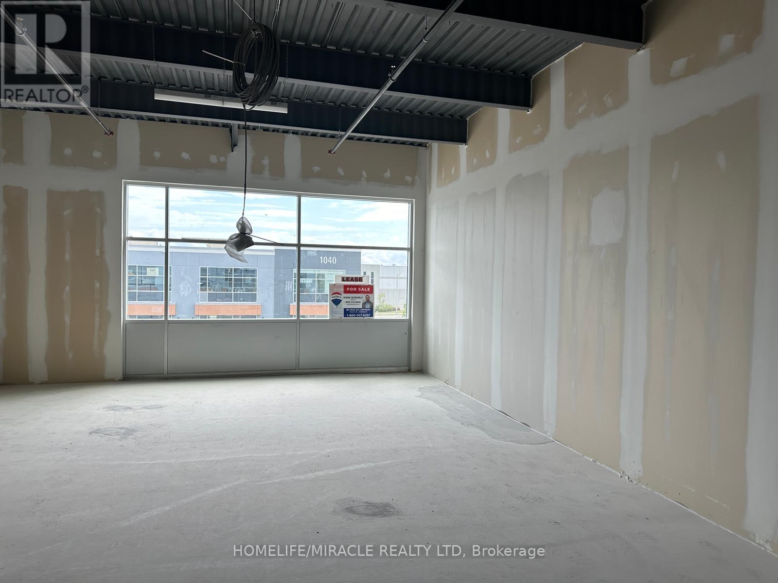 202 - 1038 Garner Road W, Hamilton, Ontario  L9G 0J2 - Photo 16 - X12507076