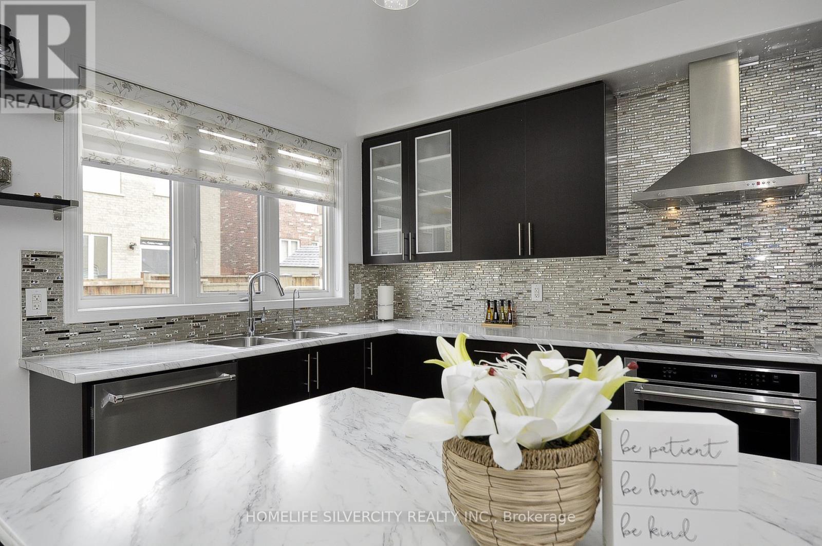 55 Cheevers Road, Brantford, Ontario  N3T 0K3 - Photo 6 - X12507142