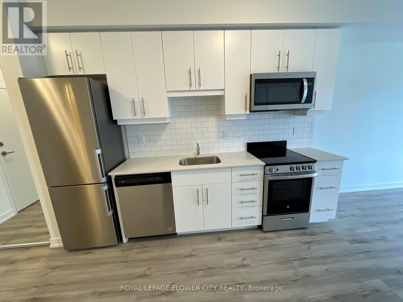 206 - 247 Northfield Drive E, Waterloo, Ontario  N2K 0H1 - Photo 2 - X12507146