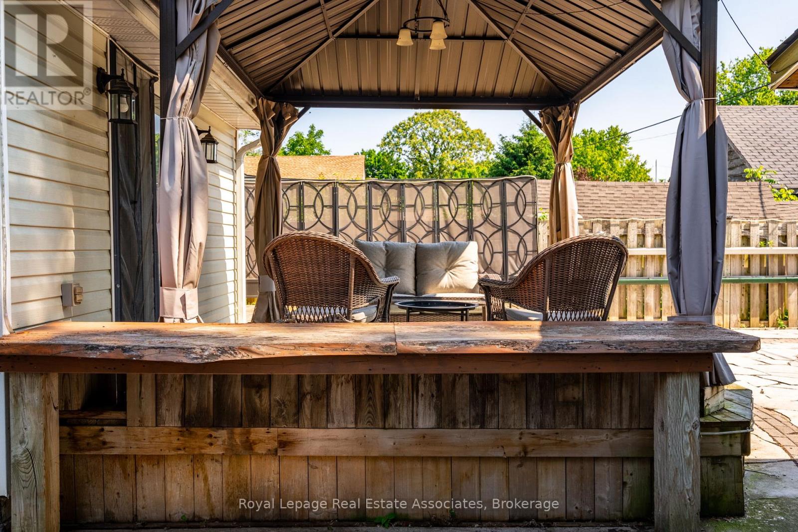 110 Derby Road, Fort Erie, Ontario  L0S 1B0 - Photo 34 - X12507158