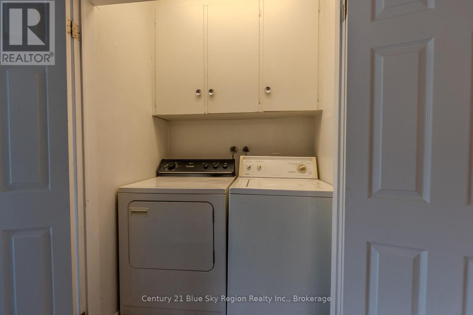 1083 Metcalfe Street, North Bay, Ontario  P1B 2R2 - Photo 18 - X12507736