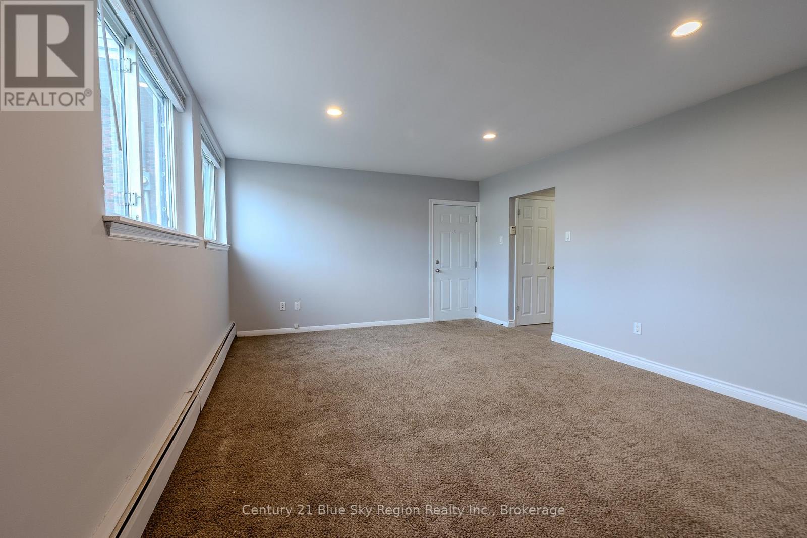 1083 Metcalfe Street, North Bay, Ontario  P1B 2R2 - Photo 28 - X12507736