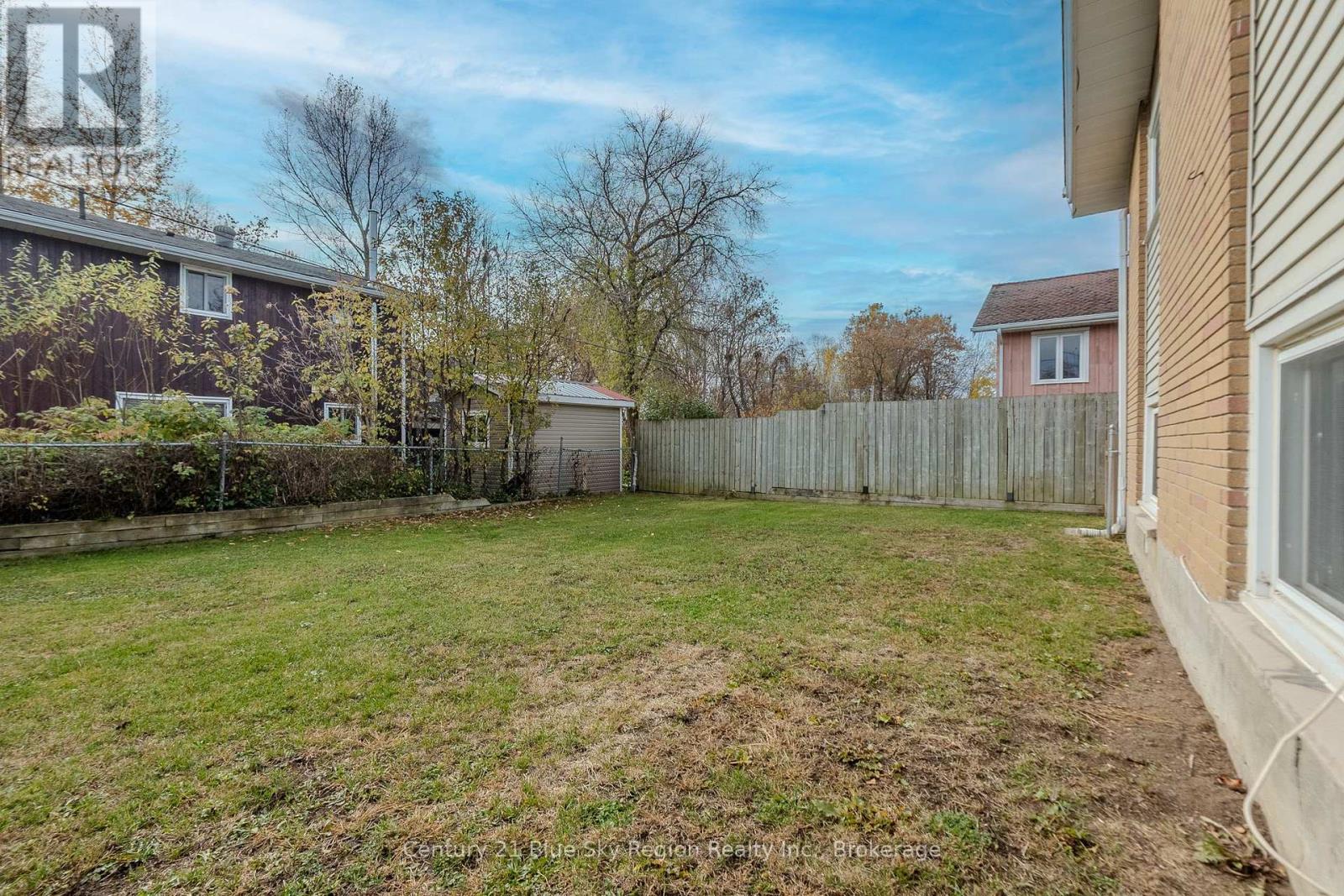 1083 Metcalfe Street, North Bay, Ontario  P1B 2R2 - Photo 38 - X12507736