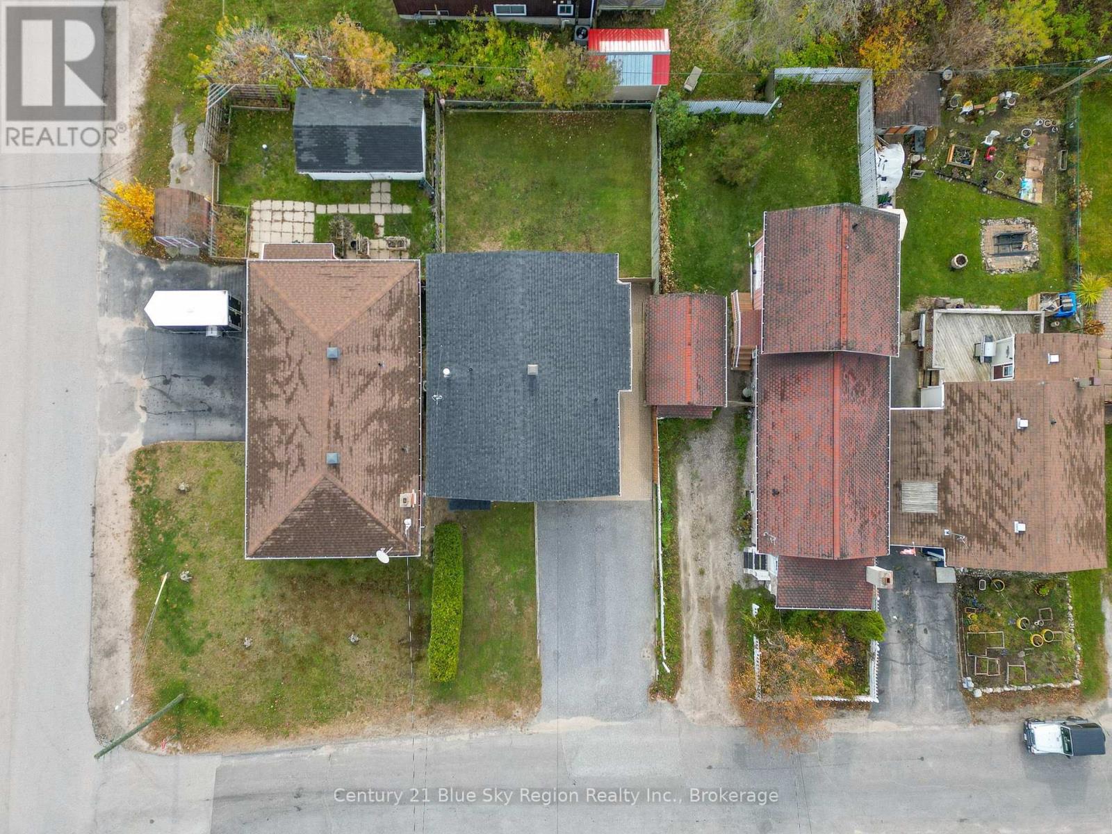 1083 Metcalfe Street, North Bay, Ontario  P1B 2R2 - Photo 43 - X12507736