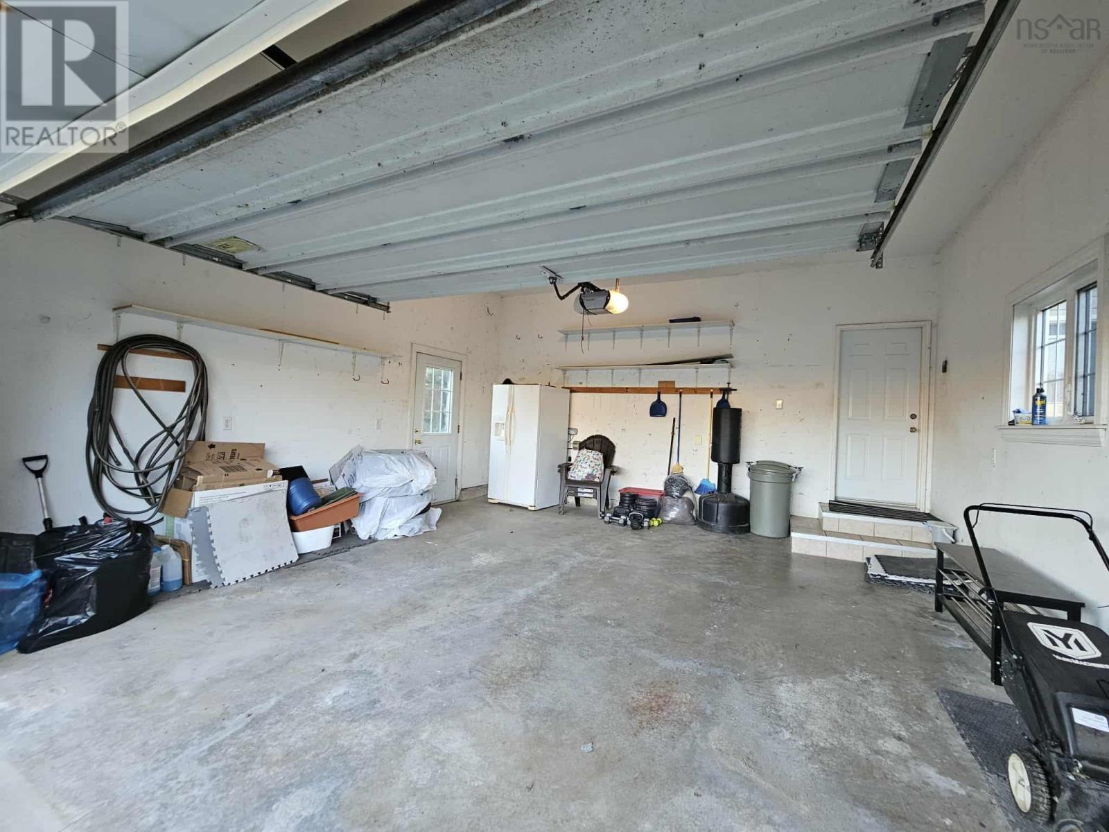 Property at 119 Sandy Place image 4