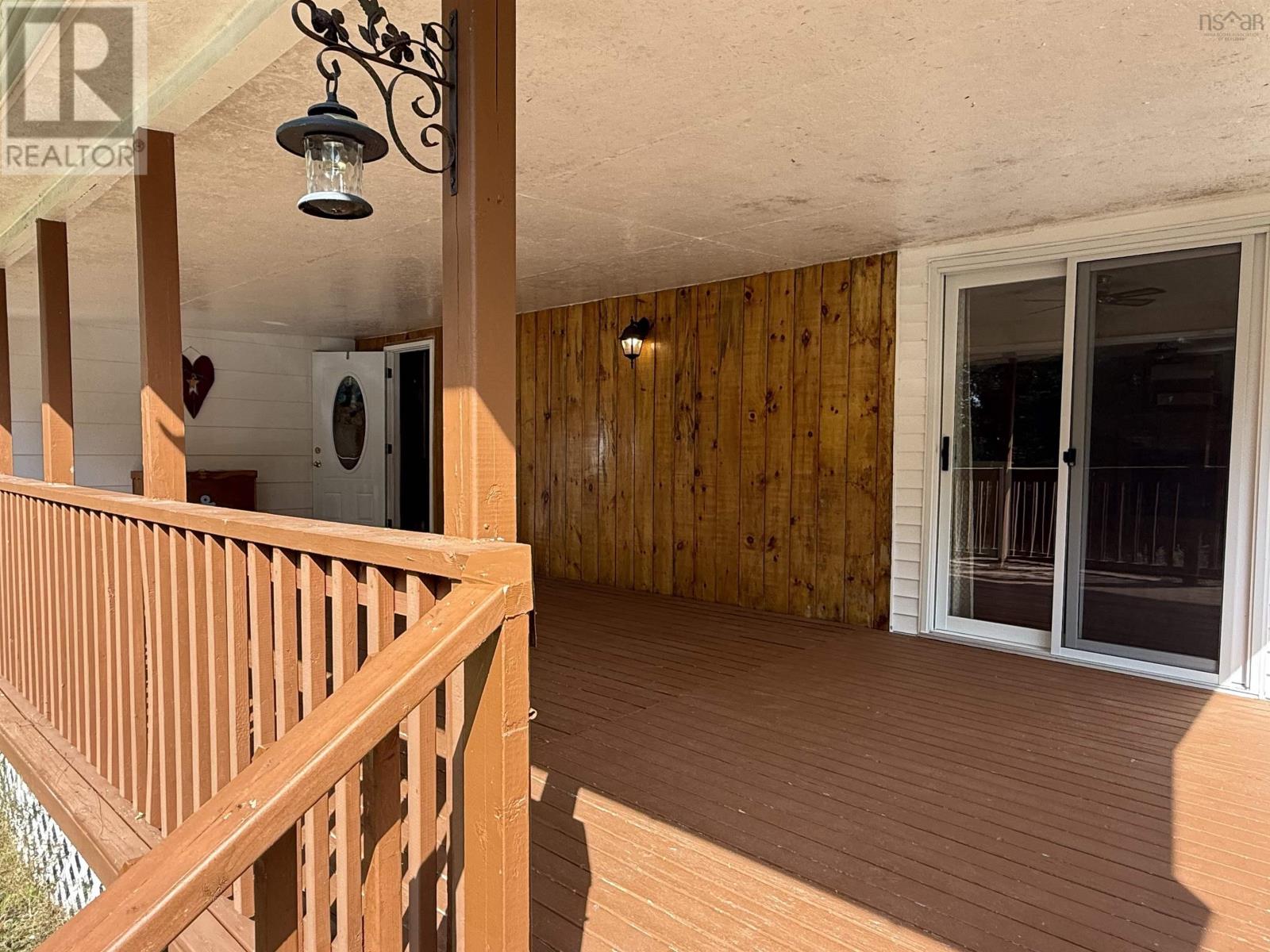 101 Annapolis Road, Shelburne, Nova Scotia  B0T 1W0 - Photo 17 - 202523606