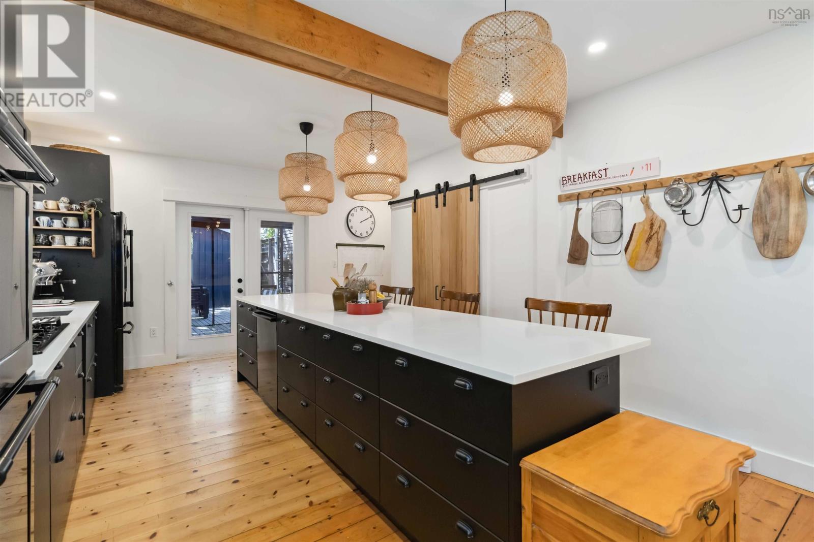 64 Maple Street, Mahone Bay, Nova Scotia  B0J 2E0 - Photo 10 - 202525163