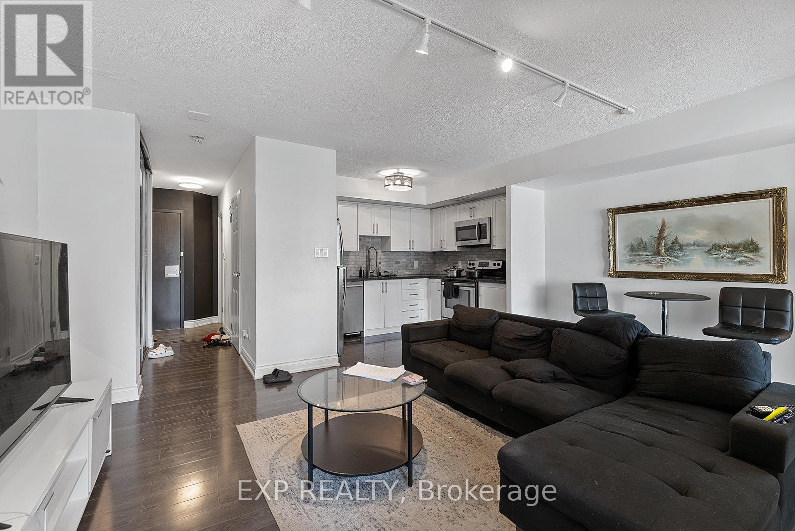 2219 - 25 The Esplanade, Toronto, Ontario  M5E 1W5 - Photo 10 - C12507172