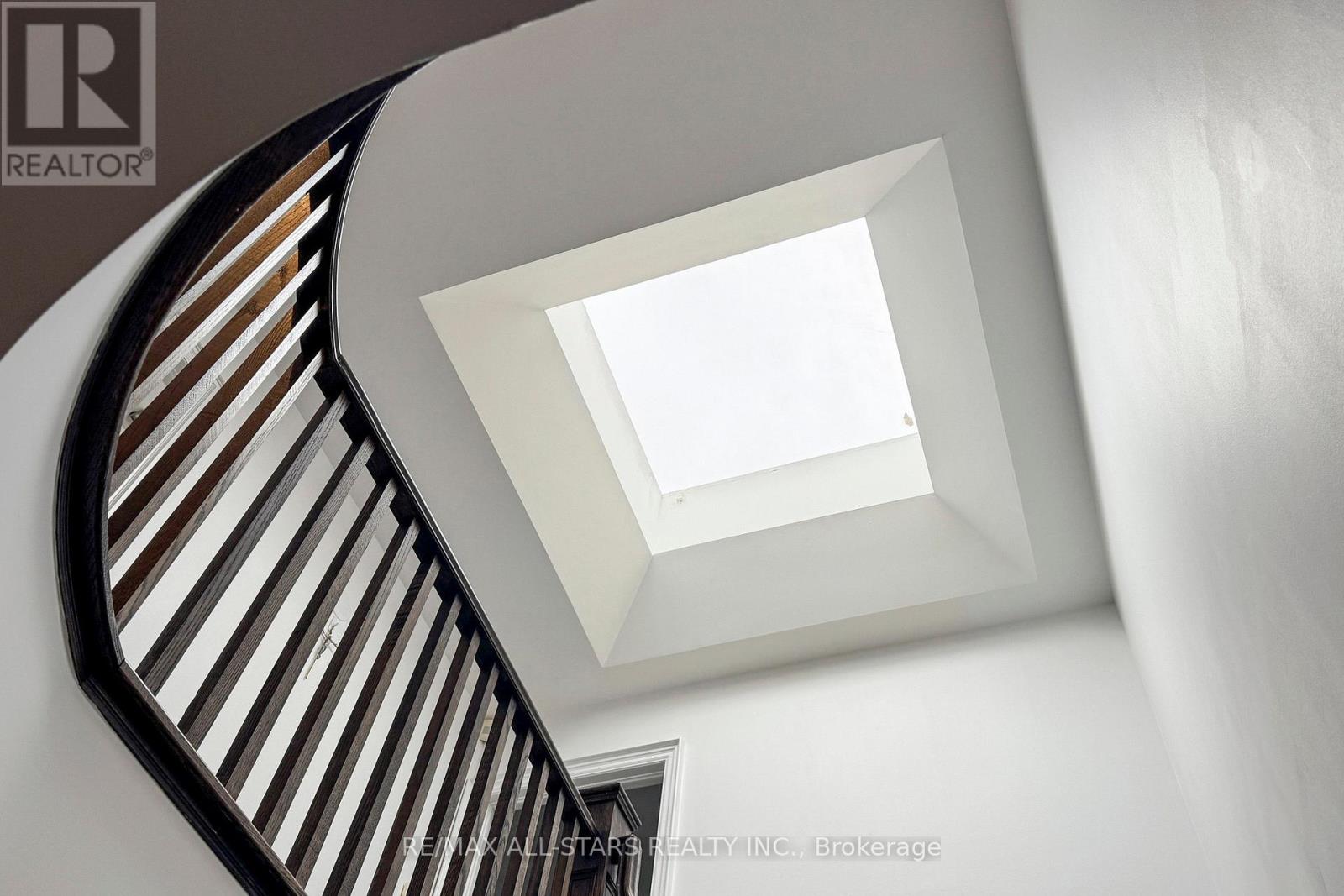 246 Walmer Road, Toronto, Ontario  M5R 3R7 - Photo 16 - C12507200