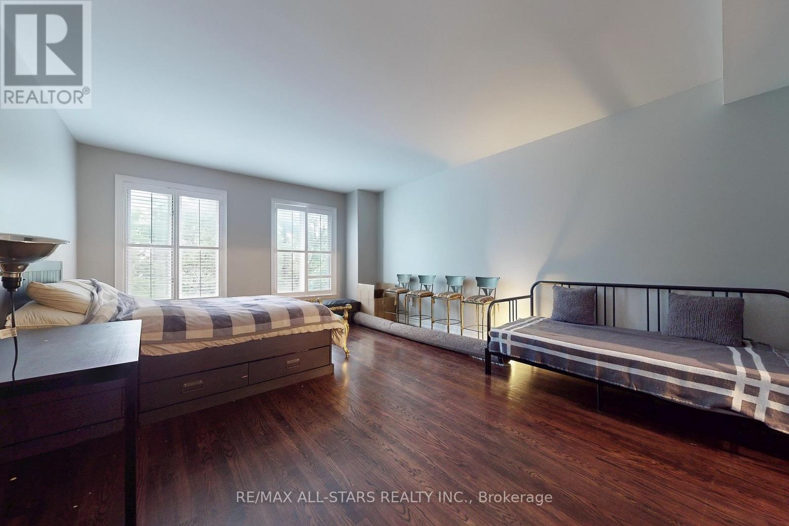 246 Walmer Road, Toronto, Ontario  M5R 3R7 - Photo 17 - C12507200