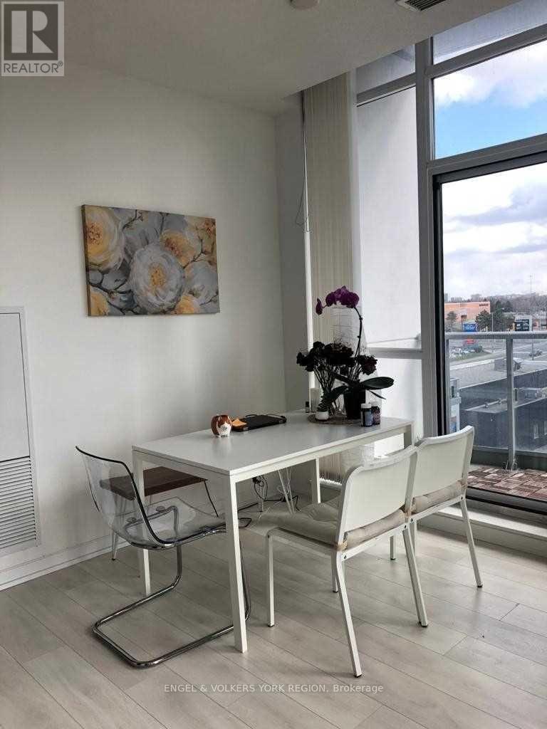 402 - 70 Forest Manor Road, Toronto, Ontario  M2J 0A9 - Photo 7 - C12507254