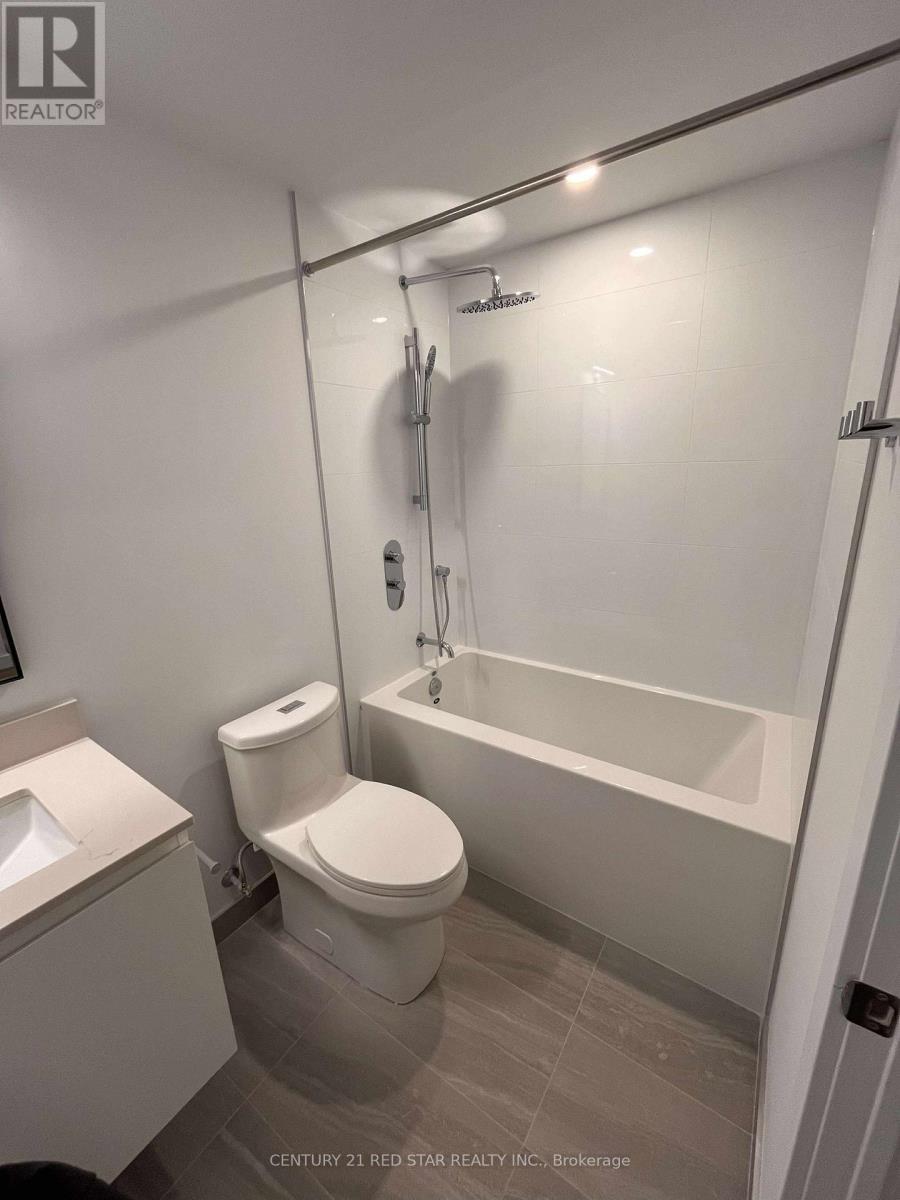 211 - 1720 Bayview Avenue, Toronto, Ontario  M4G 3C4 - Photo 14 - C12507270