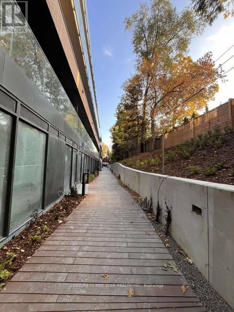 211 - 1720 Bayview Avenue, Toronto, Ontario  M4G 3C4 - Photo 15 - C12507270