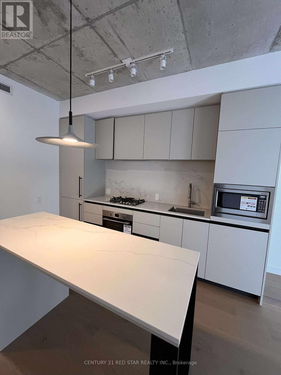 211 - 1720 Bayview Avenue, Toronto, Ontario  M4G 3C4 - Photo 2 - C12507270