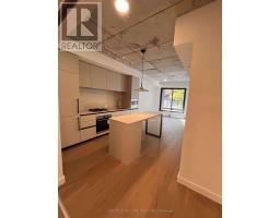 211 - 1720 BAYVIEW AVENUE, Toronto, Ontario