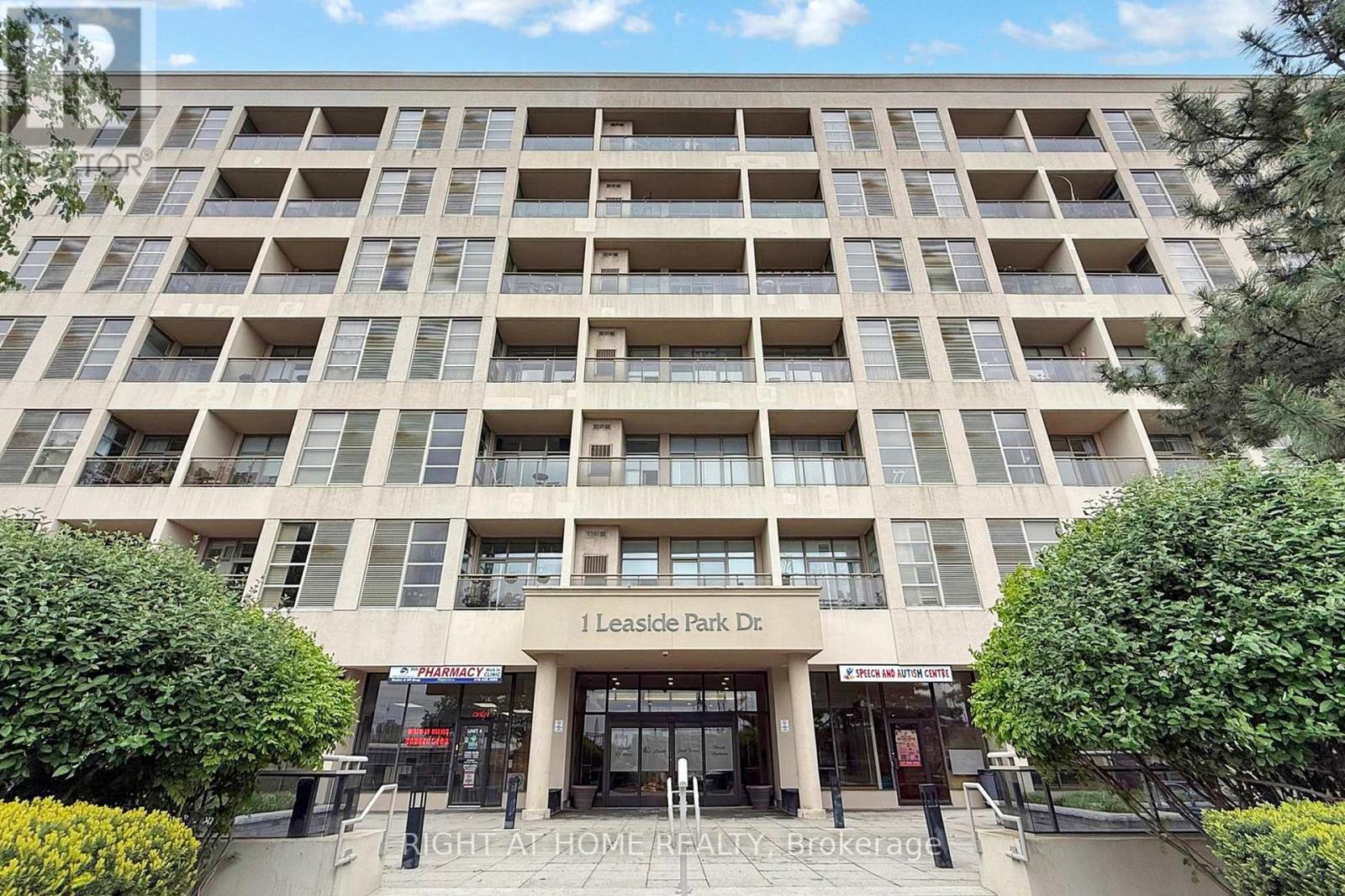 308 - 1 Leaside Park Drive, Toronto, Ontario  M4H 1R1 - Photo 28 - C12507298