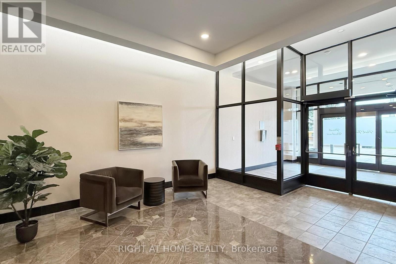 308 - 1 Leaside Park Drive, Toronto, Ontario  M4H 1R1 - Photo 31 - C12507298