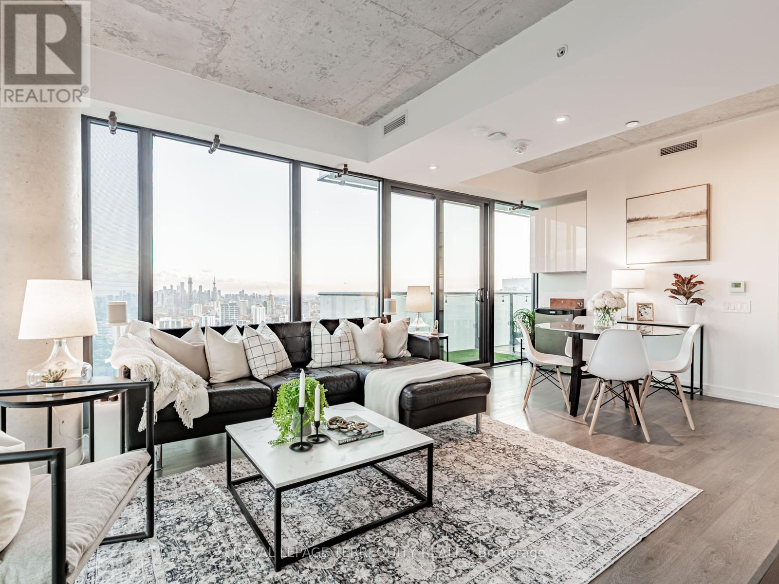 4209 - 161 ROEHAMPTON AVENUE, Toronto, Ontario